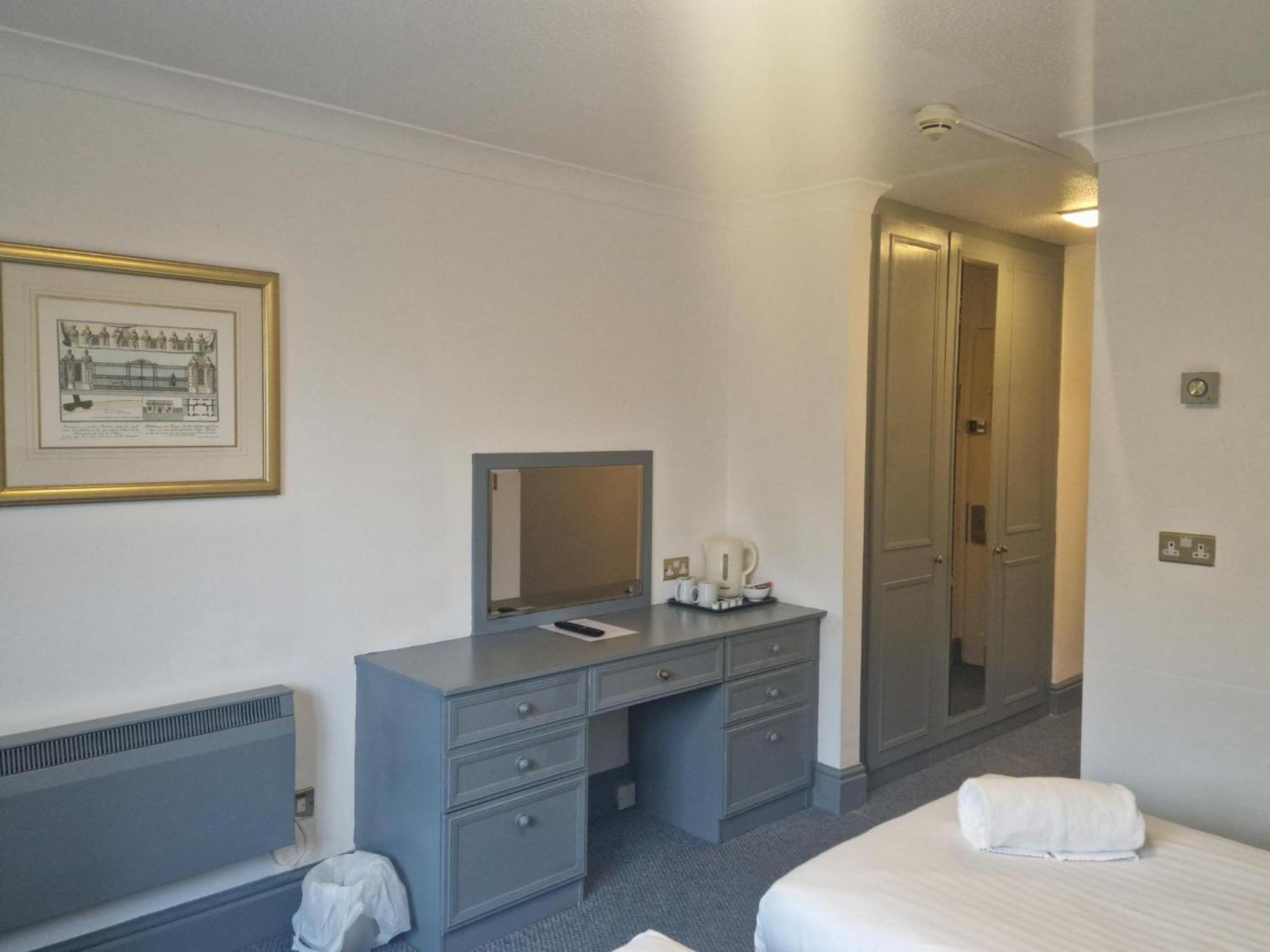 Himley Country Hotel Дадли Экстерьер фото